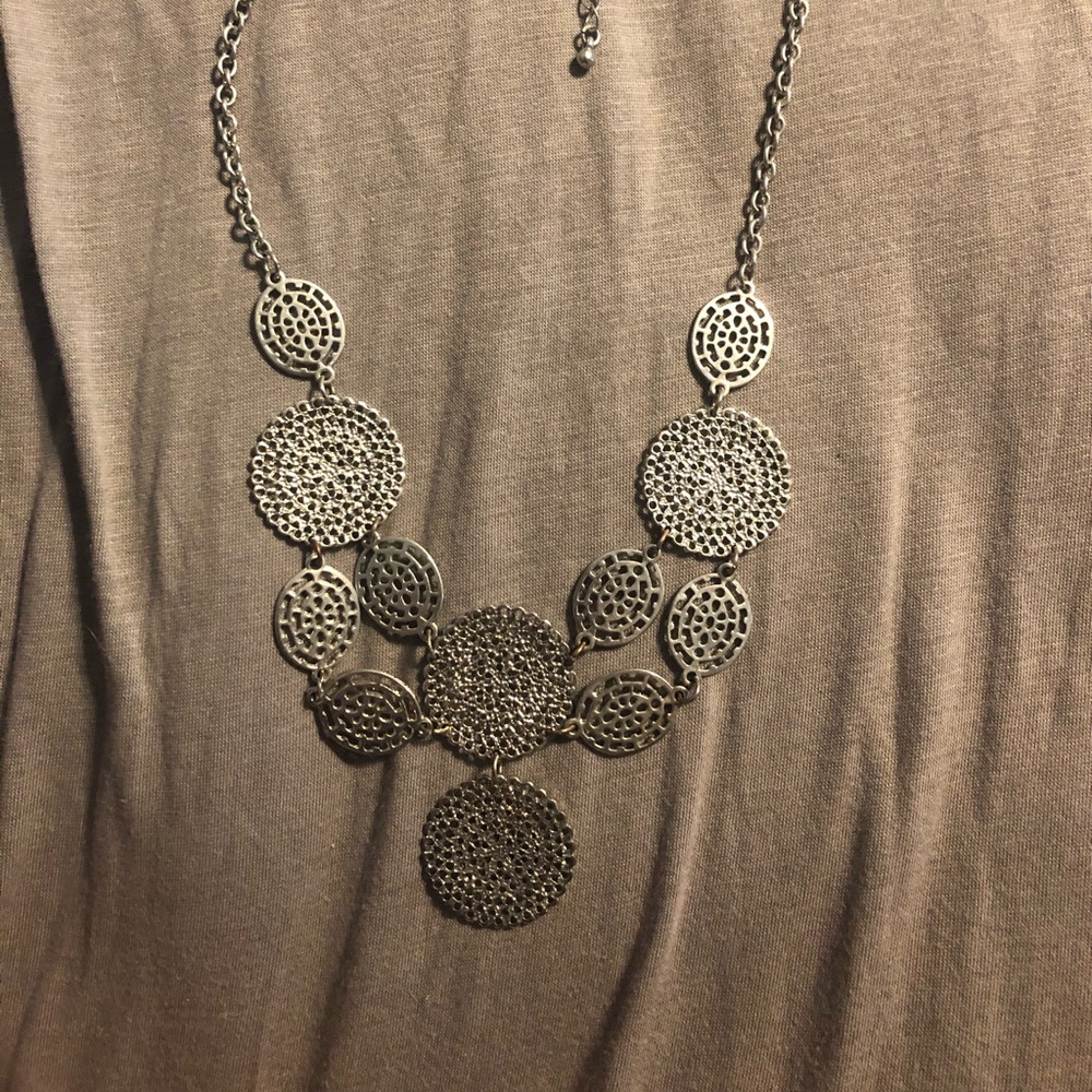 Forever 21 silver necklace